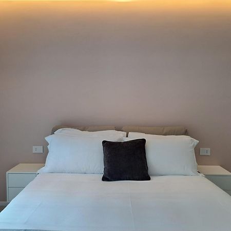 Lario Suite Apartments By Quokka 360 - With Parking Next To Como City Exteriér fotografie