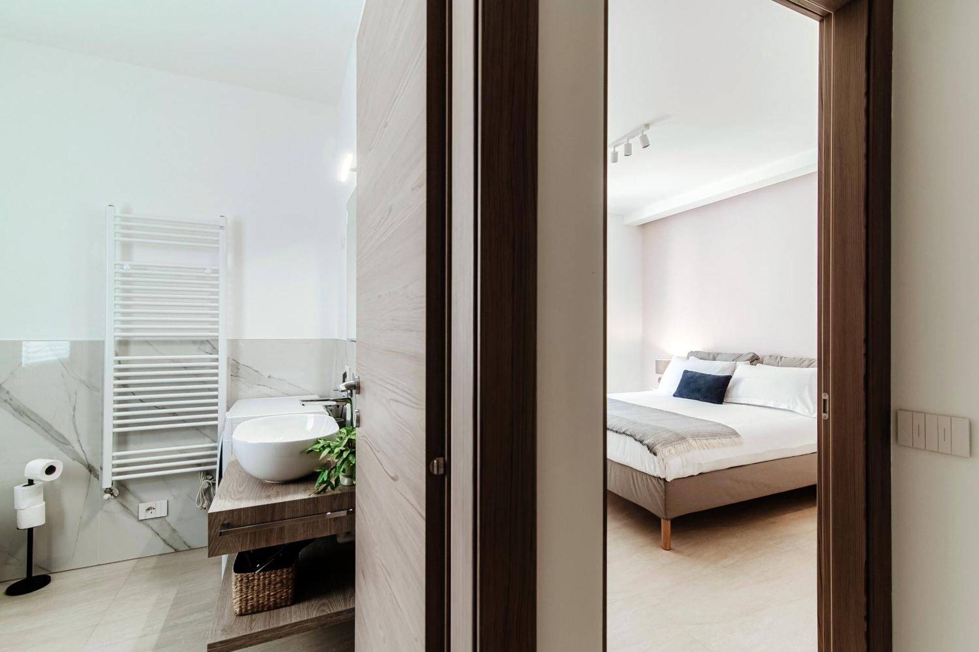 Lario Suite Apartments By Quokka 360 - With Parking Next To Como City Exteriér fotografie