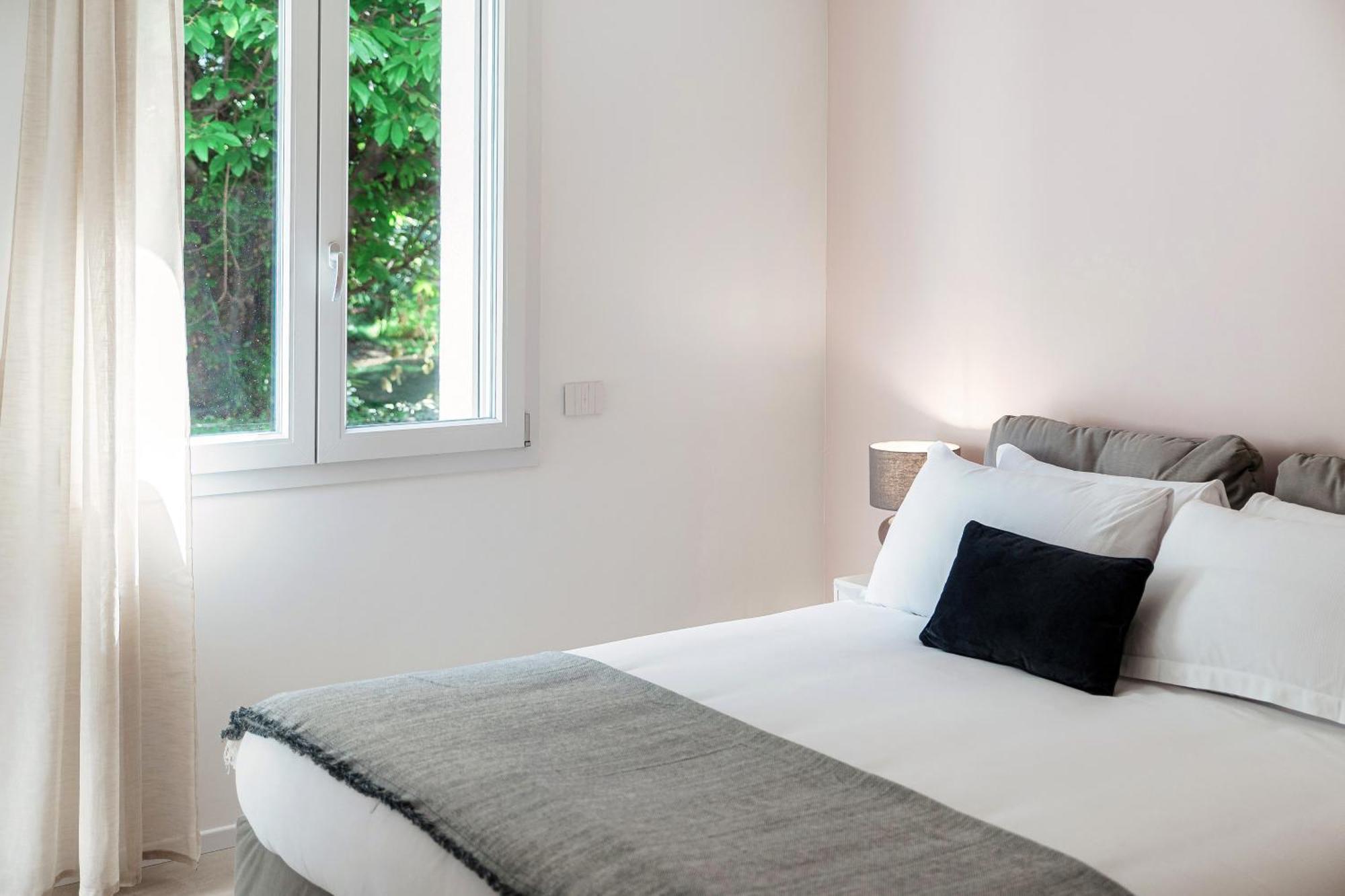 Lario Suite Apartments By Quokka 360 - With Parking Next To Como City Exteriér fotografie