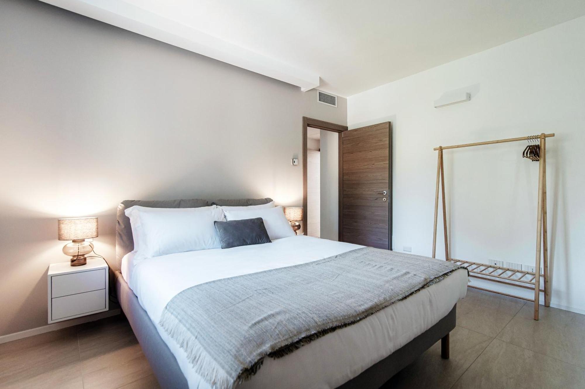 Lario Suite Apartments By Quokka 360 - With Parking Next To Como City Exteriér fotografie