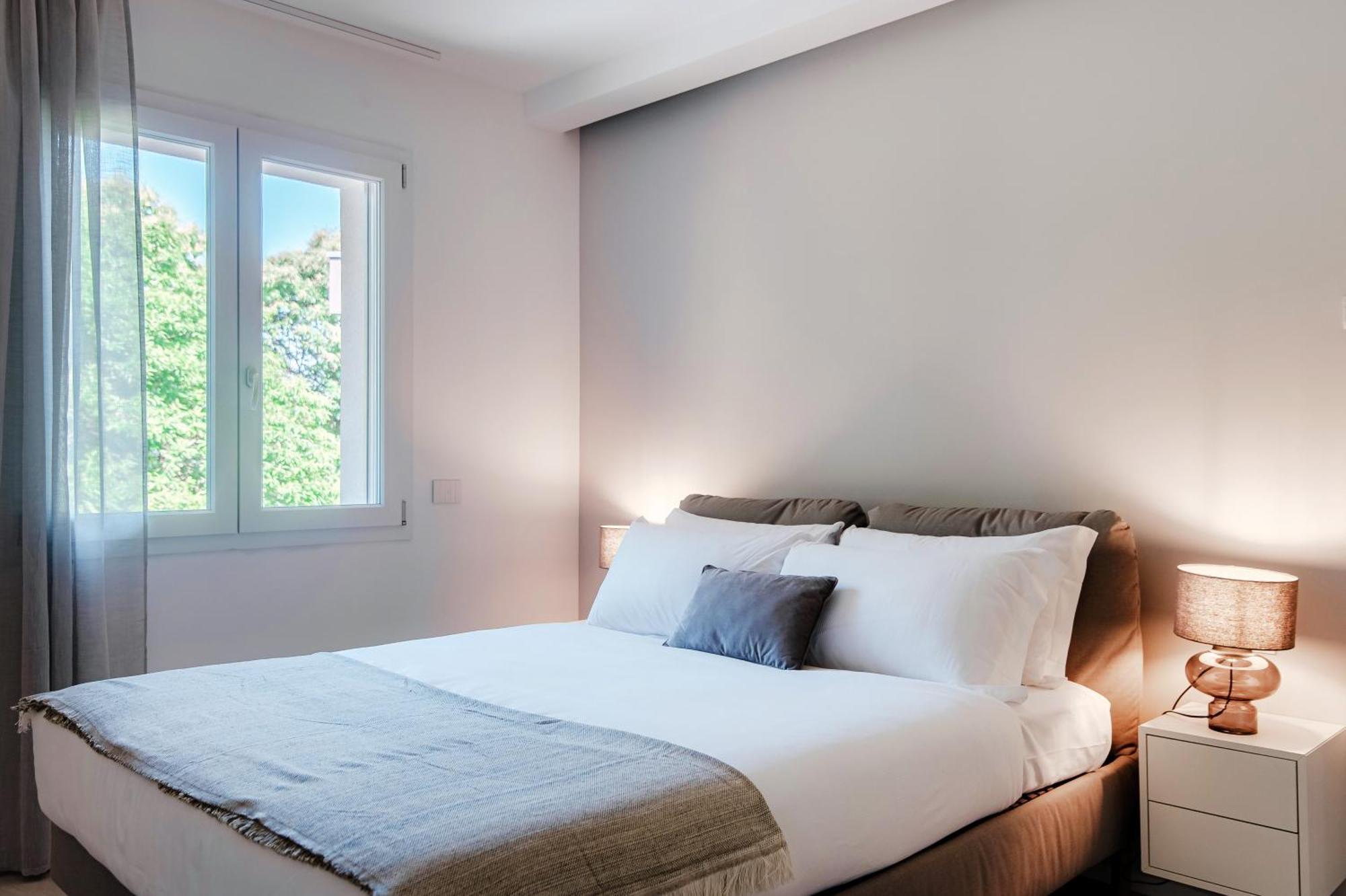 Lario Suite Apartments By Quokka 360 - With Parking Next To Como City Exteriér fotografie